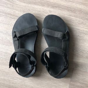 Teva Midform Universal Leather Black